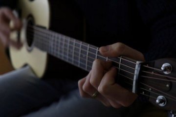 Acoustic Guitar System | Melodic Guitar Lessons for Beginner